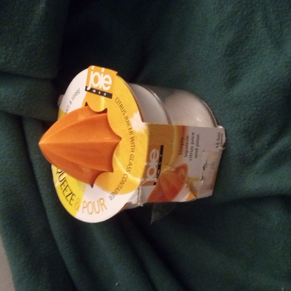 Joie Other Squeeze And Pour Citrus Juicer With Glass Container